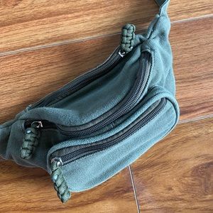 3 for $15✨ Brandy Melville fanny pack